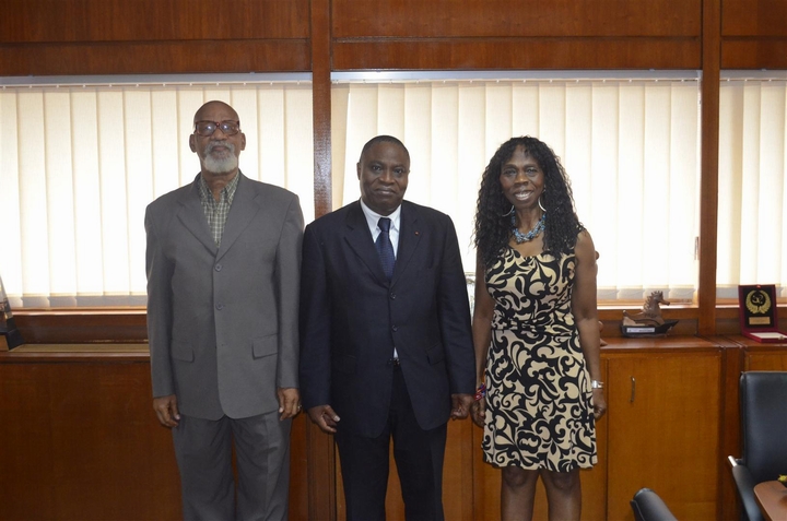 La réconciliation nationale à partir de la région des montagnes: Marie Rose Guiraud présente son projet à Dagobert Banzio